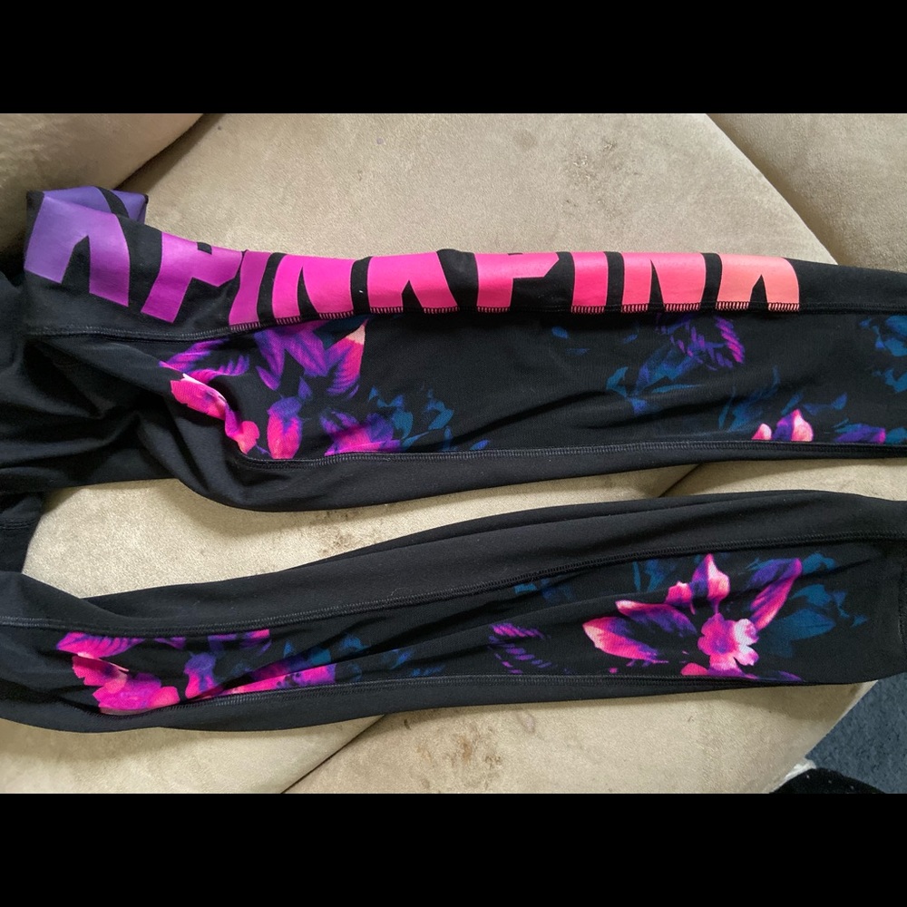 Vs pink leggings